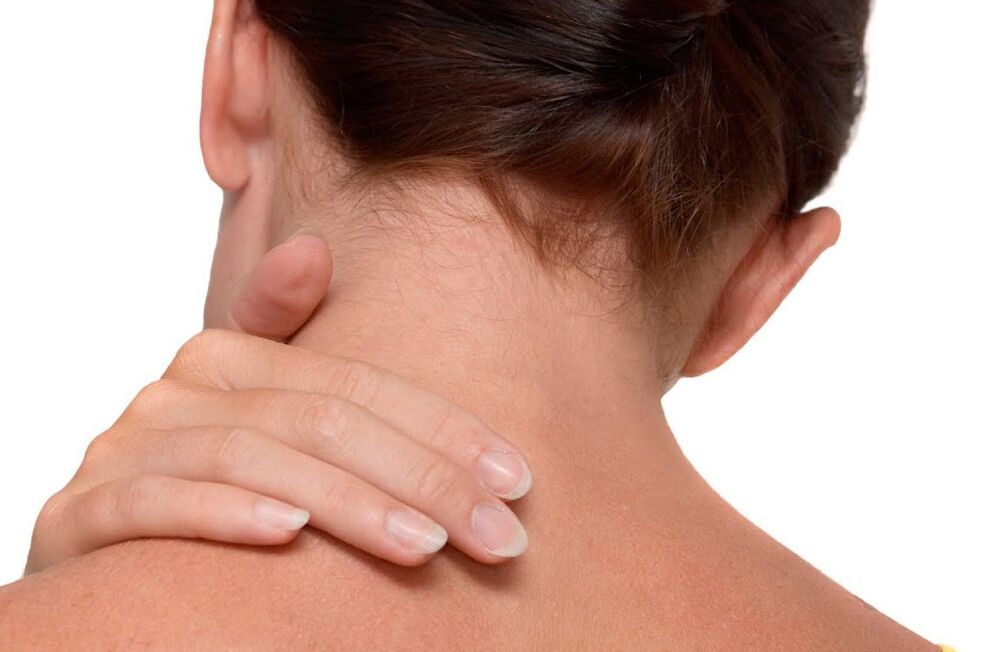 sāpes kaklā osteohondrozes dēļ